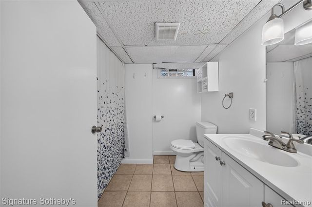 125 S Kenwood Avenue, Royal Oak, MI 48067