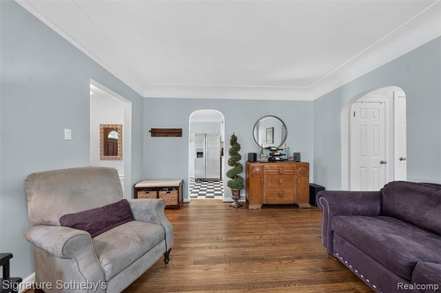 125 S Kenwood Avenue, Royal Oak, MI 48067