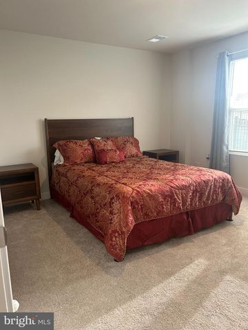 18386 CENTENNIAL CIR, Ruther Glen, VA 22546