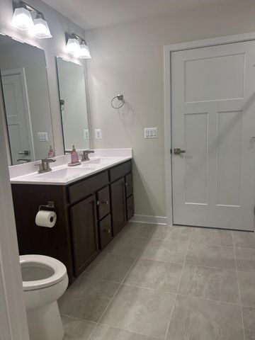 18386 CENTENNIAL CIR, Ruther Glen, VA 22546