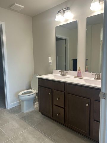 18386 CENTENNIAL CIR, Ruther Glen, VA 22546
