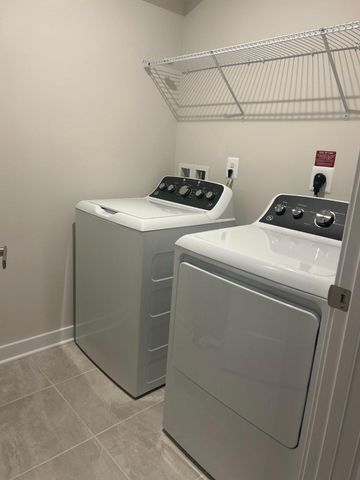 18386 CENTENNIAL CIR, Ruther Glen, VA 22546