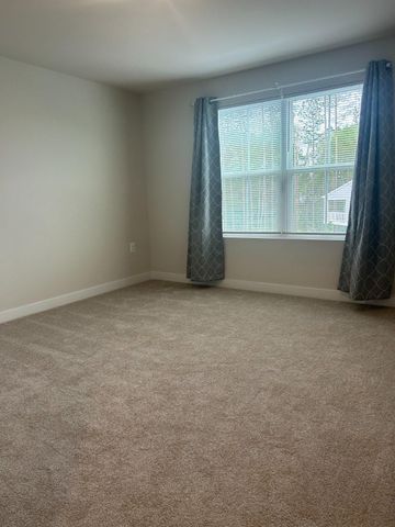 18386 CENTENNIAL CIR, Ruther Glen, VA 22546