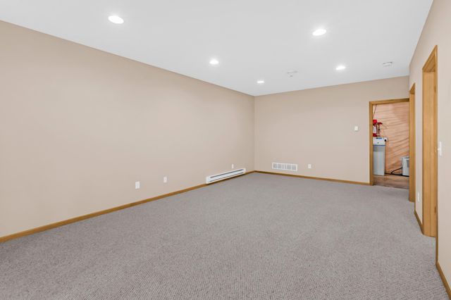 4989 Archer Lane N, Plymouth, MN 55446