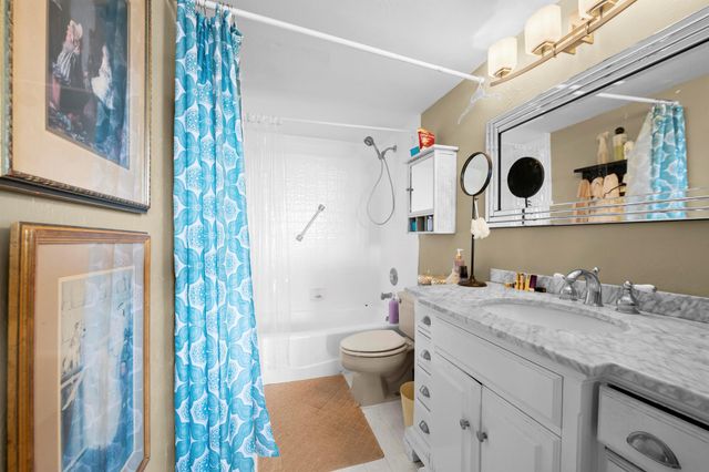 800 Jeffery Street 204, Boca Raton, FL 33487