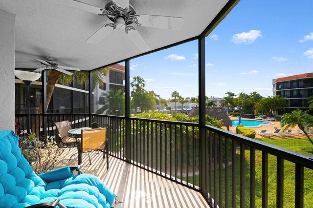 800 Jeffery Street 204, Boca Raton, FL 33487