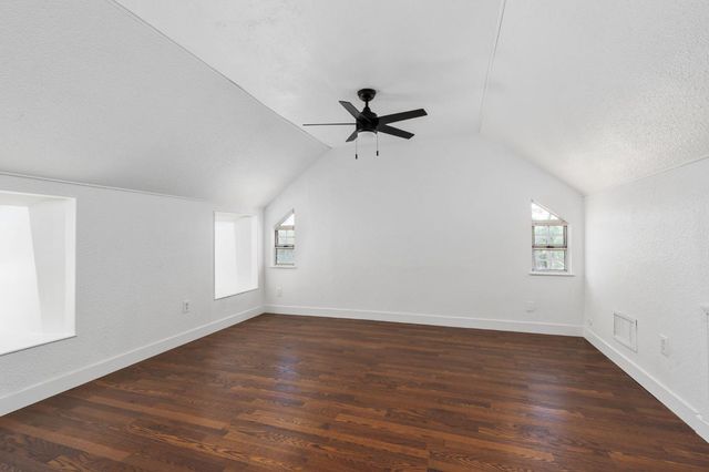 4843 N Doon Way, Fresno, CA 93726