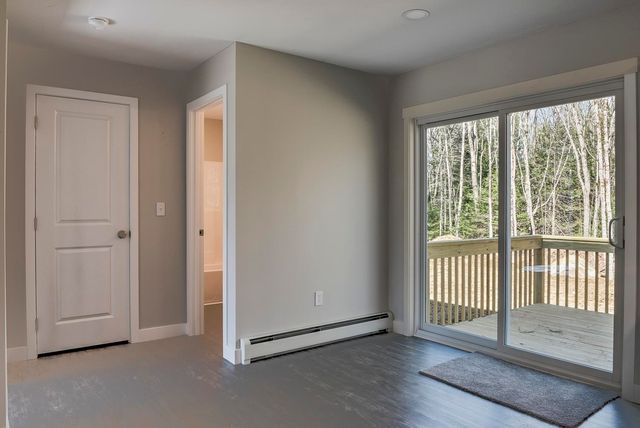 1 Ashley Avenue, Hinsdale, NH 03451