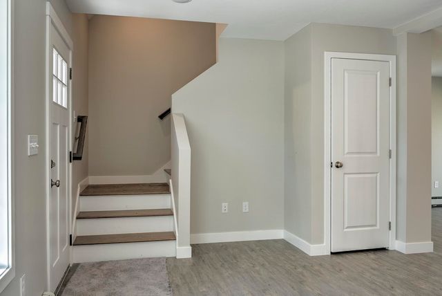 1 Ashley Avenue, Hinsdale, NH 03451