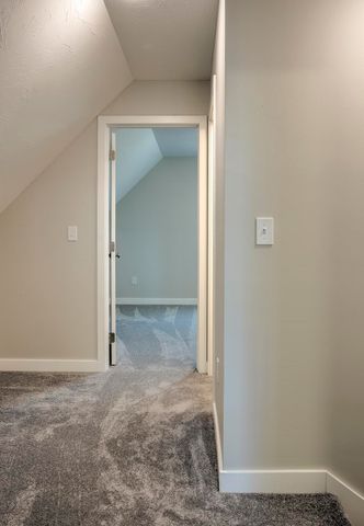 1 Ashley Avenue, Hinsdale, NH 03451