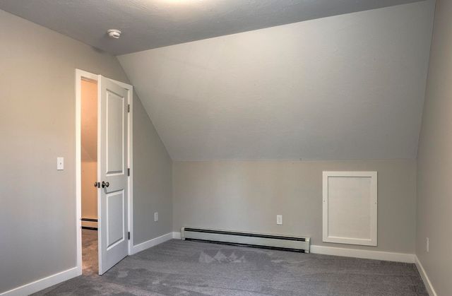 1 Ashley Avenue, Hinsdale, NH 03451