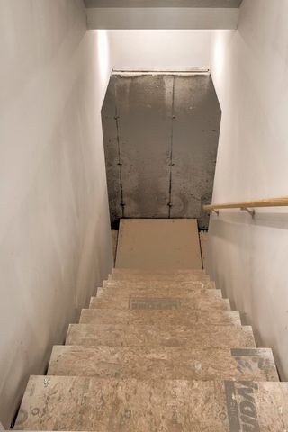 1 Ashley Avenue, Hinsdale, NH 03451