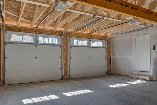 1 Ashley Avenue, Hinsdale, NH 03451