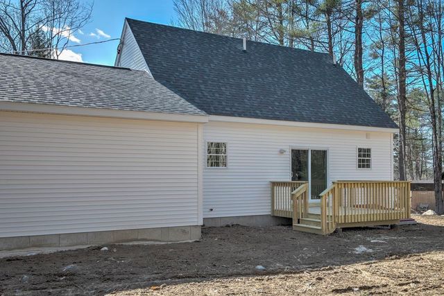 1 Ashley Avenue, Hinsdale, NH 03451