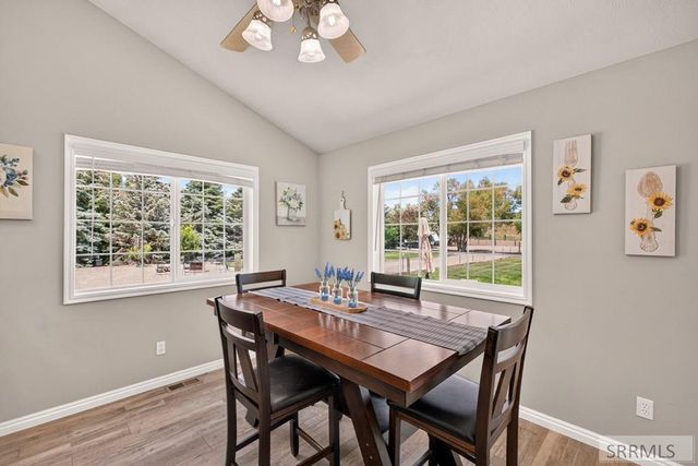 1061 N 1200 E, Shelley, ID 83274