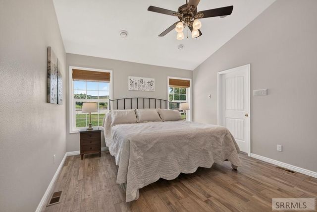 1061 N 1200 E, Shelley, ID 83274