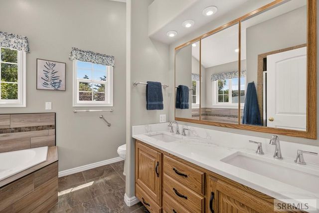 1061 N 1200 E, Shelley, ID 83274