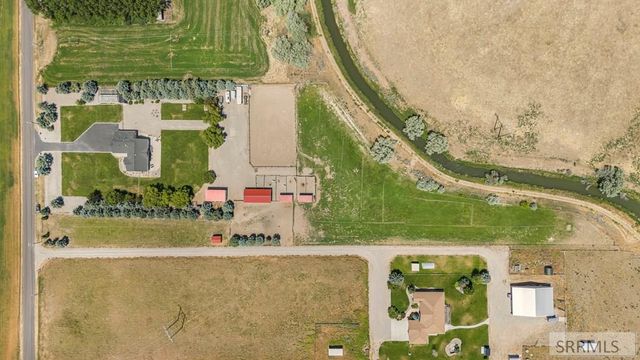 1061 N 1200 E, Shelley, ID 83274