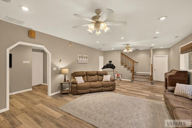 1061 N 1200 E, Shelley, ID 83274
