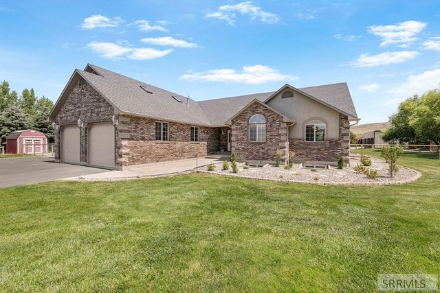 1061 N 1200 E, Shelley, ID 83274