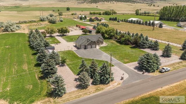 1061 N 1200 E, Shelley, ID 83274