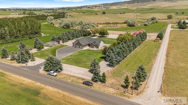 1061 N 1200 E, Shelley, ID 83274