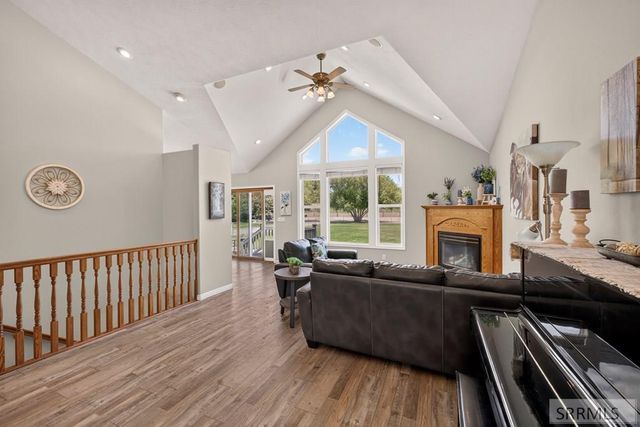 1061 N 1200 E, Shelley, ID 83274