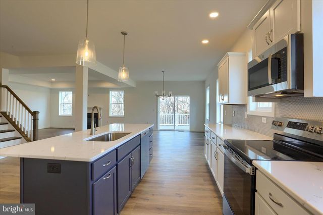 183 W STEWART CT, Marysville, PA 17053