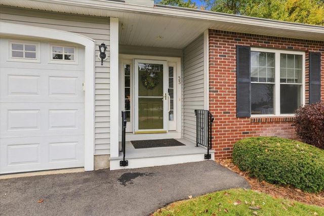 33 Reflection Drive, Hudson, NH 03051