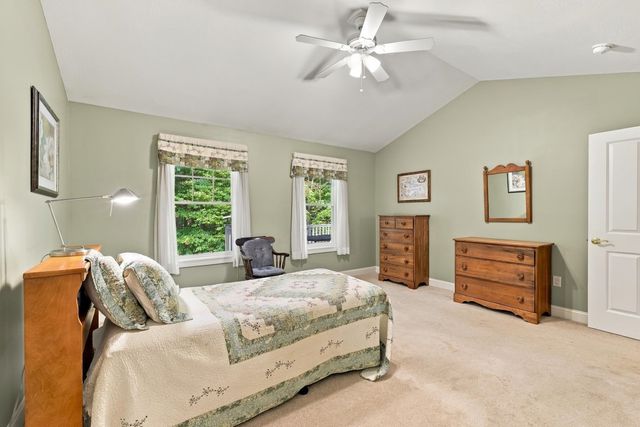 33 Reflection Drive, Hudson, NH 03051