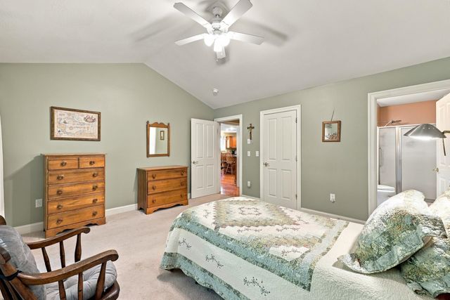 33 Reflection Drive, Hudson, NH 03051