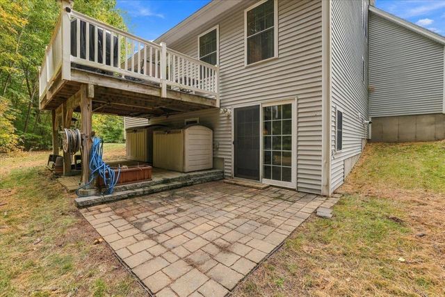 33 Reflection Drive, Hudson, NH 03051