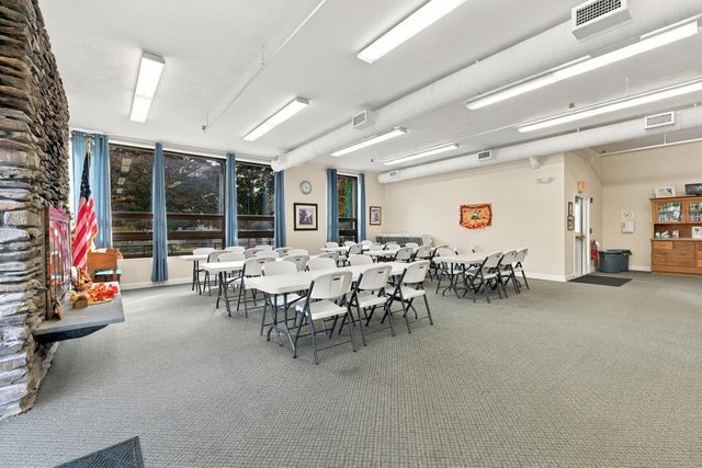 33 Reflection Drive, Hudson, NH 03051