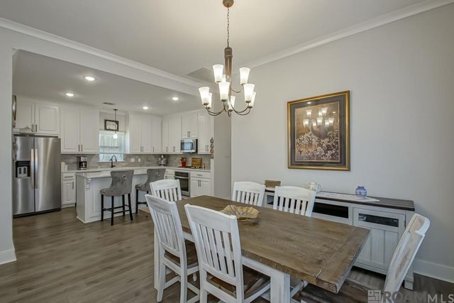 10106 Grayton Dr, Central, LA 70818