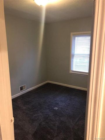 20735 Bach Avenue, Warren, MI 48091