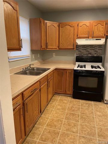 20735 Bach Avenue, Warren, MI 48091