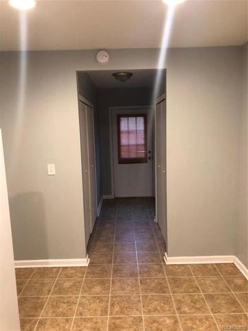 20735 Bach Avenue, Warren, MI 48091