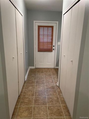 20735 Bach Avenue, Warren, MI 48091