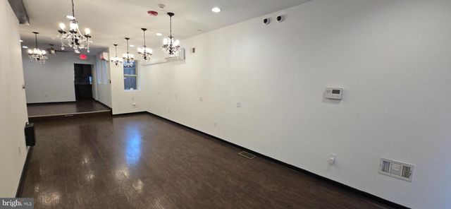 605 E GIRARD AVE, Philadelphia, PA 19125