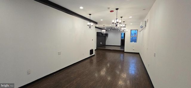 605 E GIRARD AVE, Philadelphia, PA 19125