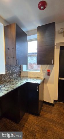 605 E GIRARD AVE, Philadelphia, PA 19125