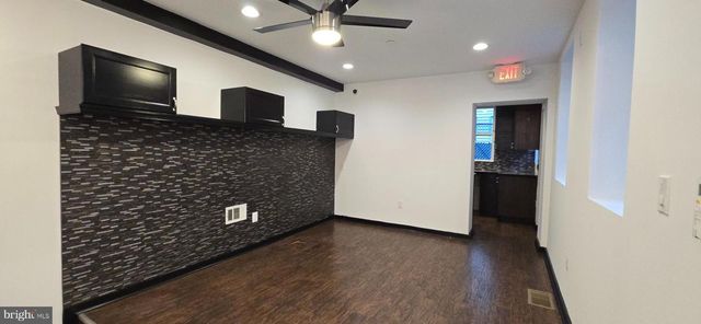 605 E GIRARD AVE, Philadelphia, PA 19125