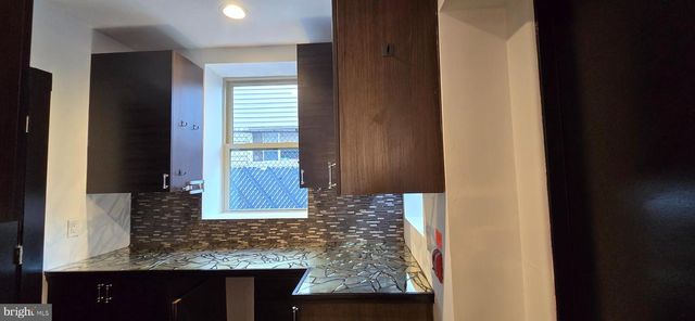 605 E GIRARD AVE, Philadelphia, PA 19125