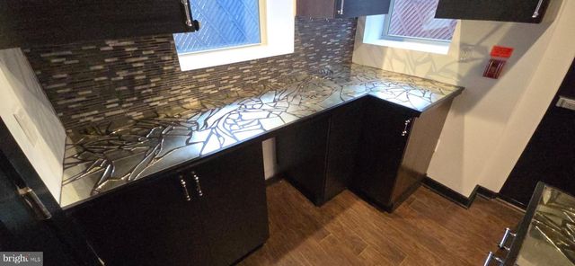 605 E GIRARD AVE, Philadelphia, PA 19125