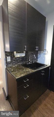 605 E GIRARD AVE, Philadelphia, PA 19125