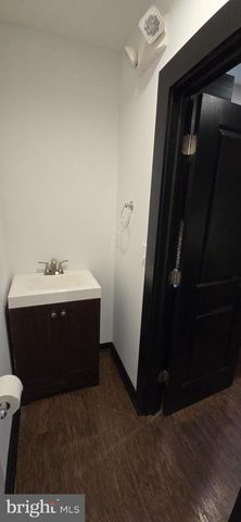 605 E GIRARD AVE, Philadelphia, PA 19125