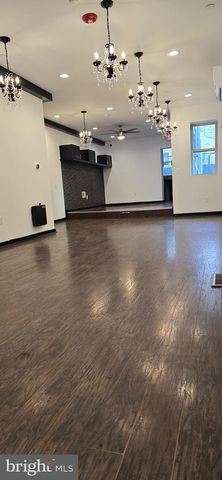 605 E GIRARD AVE, Philadelphia, PA 19125