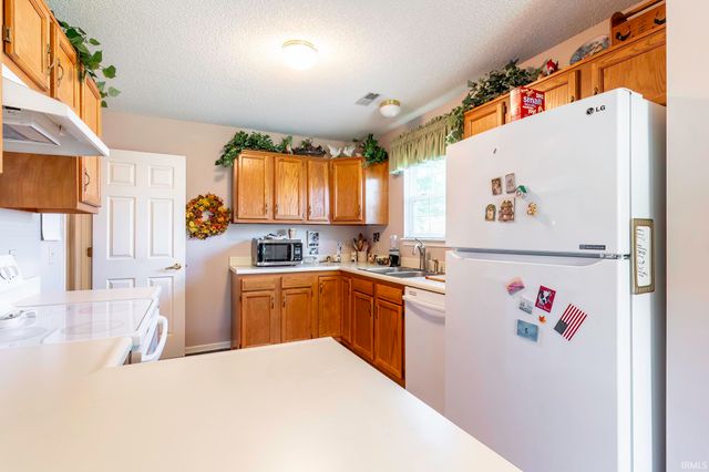 6428 Copper Creek Place, Fort Wayne, IN 46835