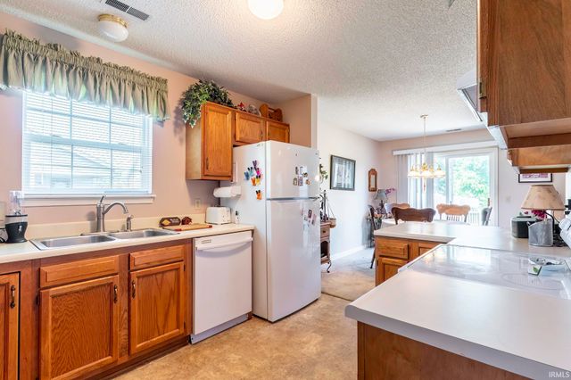 6428 Copper Creek Place, Fort Wayne, IN 46835