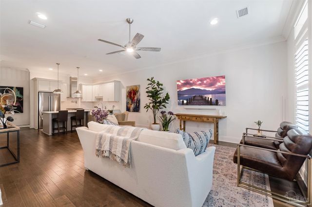 804 N Baylen St, Pensacola, FL 32502